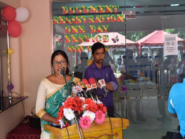 Inaugurated One Day Service at Vavuniya District Registrar Office _16.03.2019